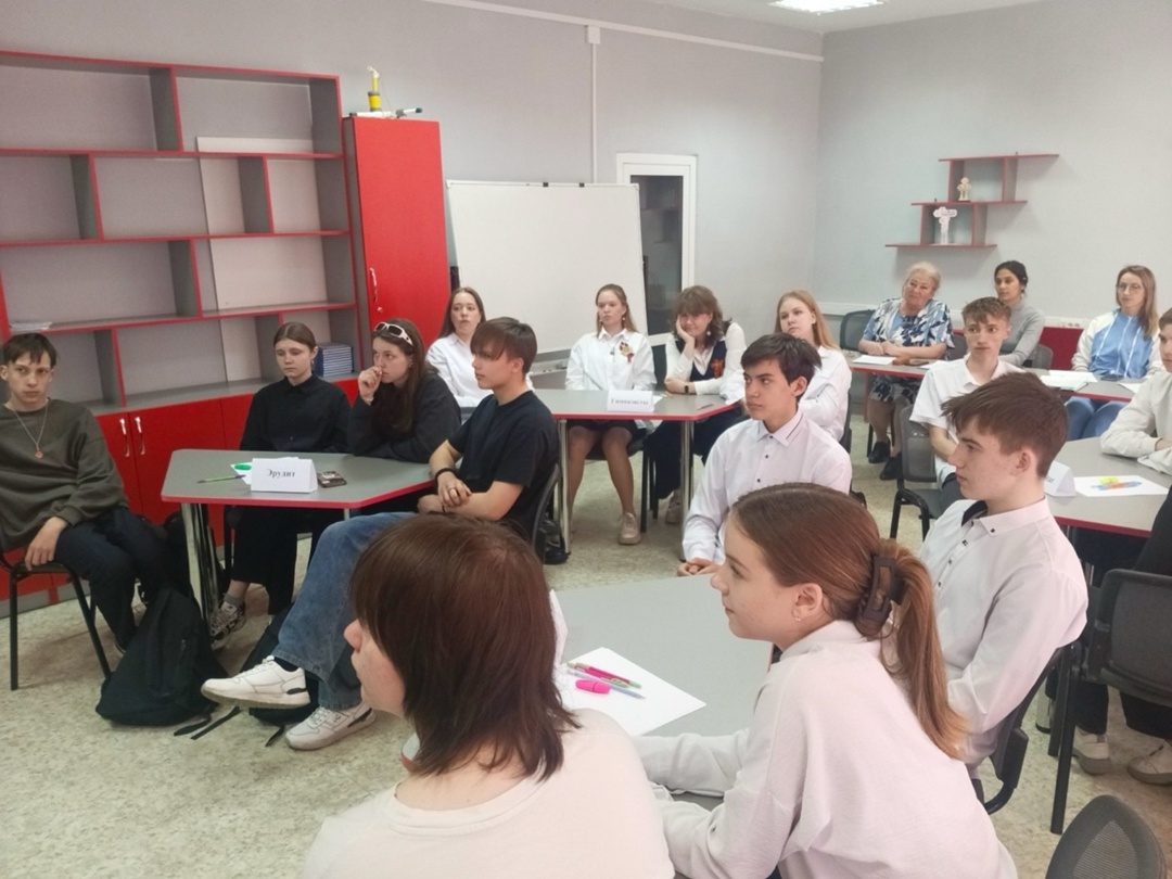 Интеллектуально-познавательная игра «Великая война в Великих фильмах».